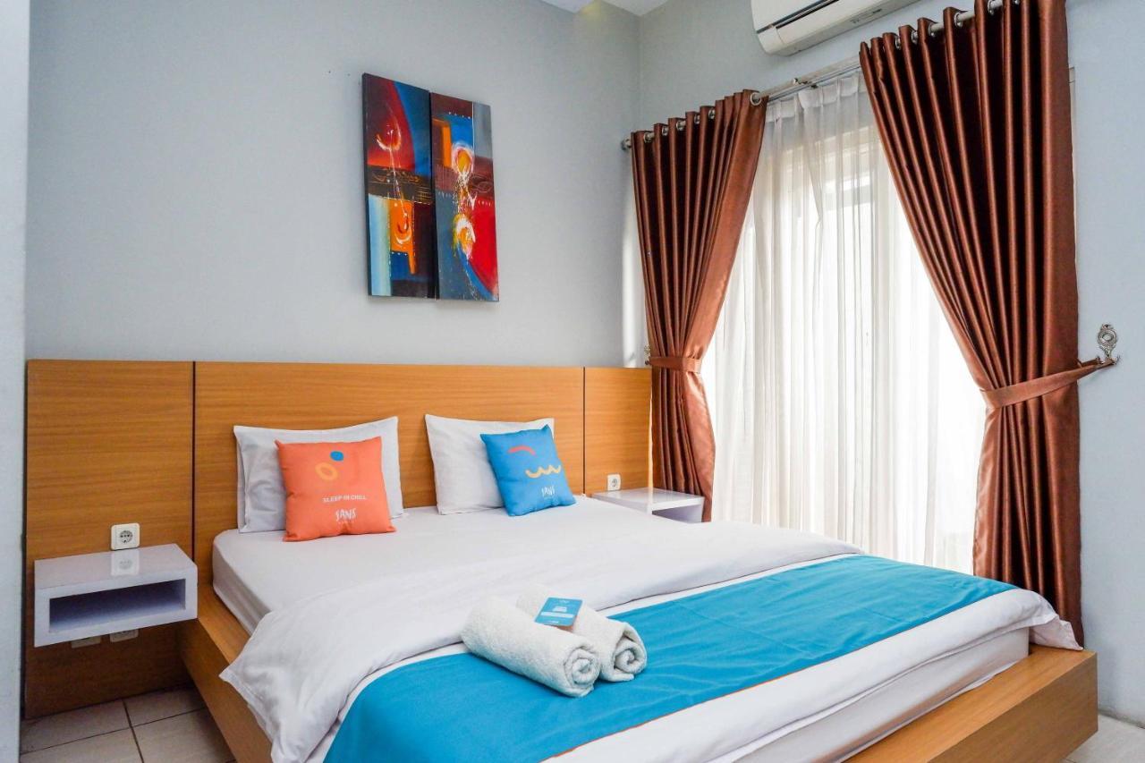 Sans Hotel Absari Yogyakarta Jarakan Bagian luar foto